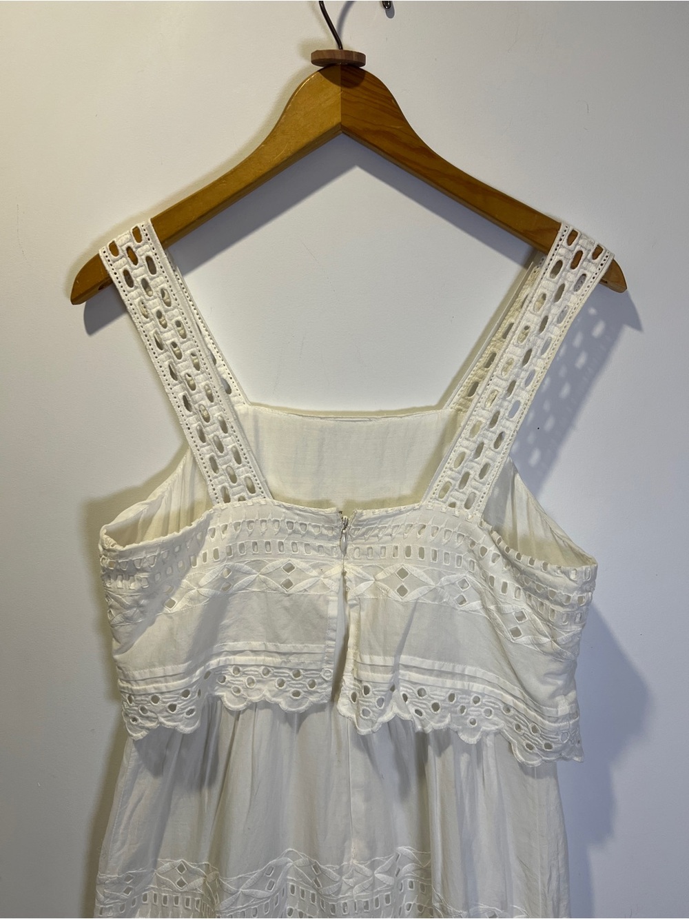 ✨J. Crew✨ White Eyelet Cotton Women Sundress size 4 - Picture 6 of 9